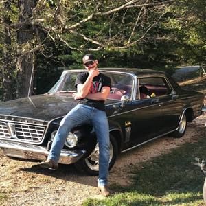 Meet your Posher, Evan